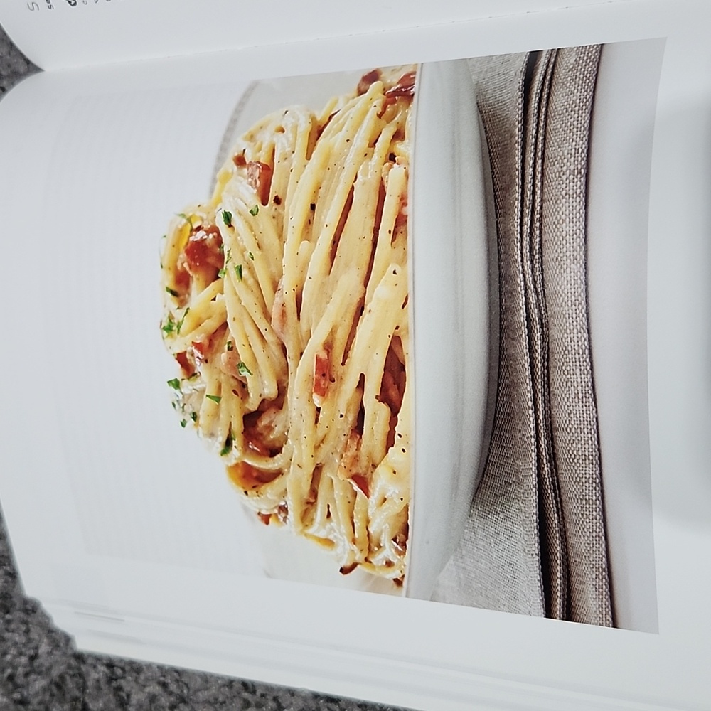AMERICAN  TEST KITCHEN COMFORT FOOD MAKEOVERS FAVORITES MADE LIGHTER - Picture 10 of 15
